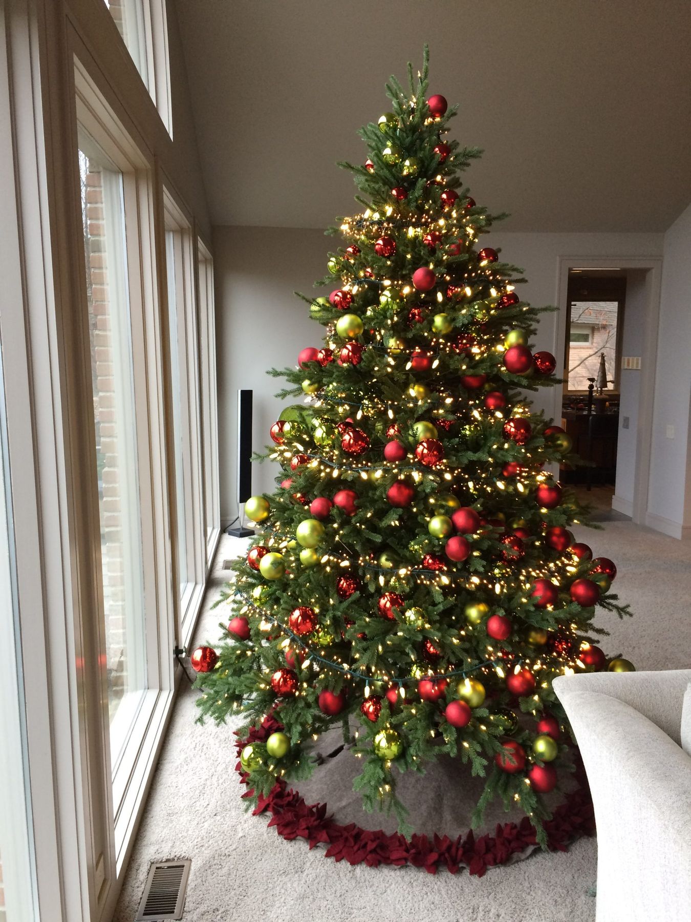 Christmas decorating | Deborah Silver & Co.