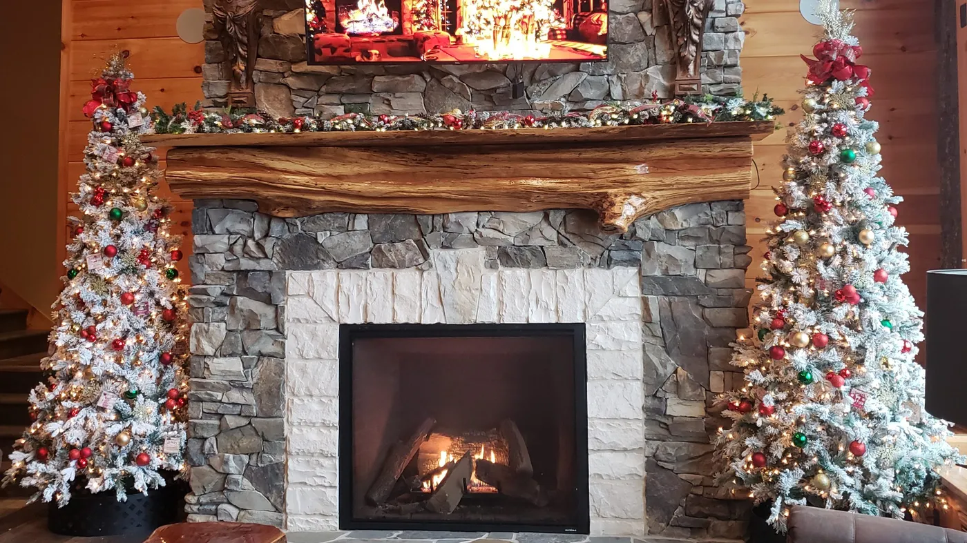 Christmas Decoration Services – Hart Decor