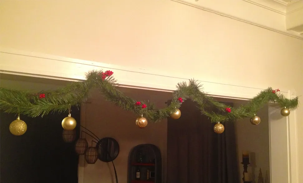 Christmas Decorations on a Budget – The Clever Flamingo