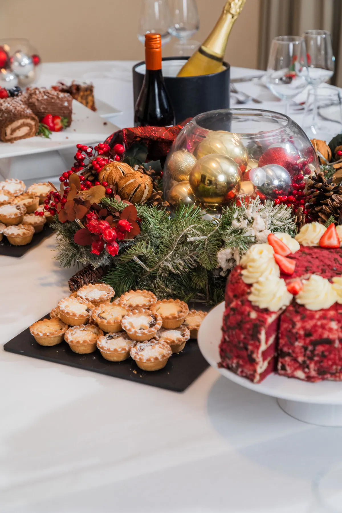 Christmas Dining & Festive Packages in Twickenham | The Huddle