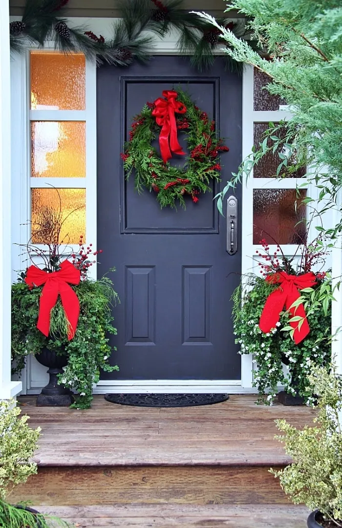 Christmas Highlights from Blog Friends: Style Showcase #161 - Town &  Country Living
