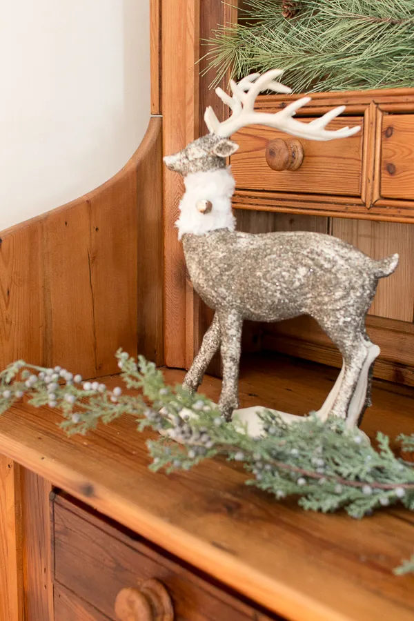 Christmas in the Dining Room (2016) - Finding Silver Pennies