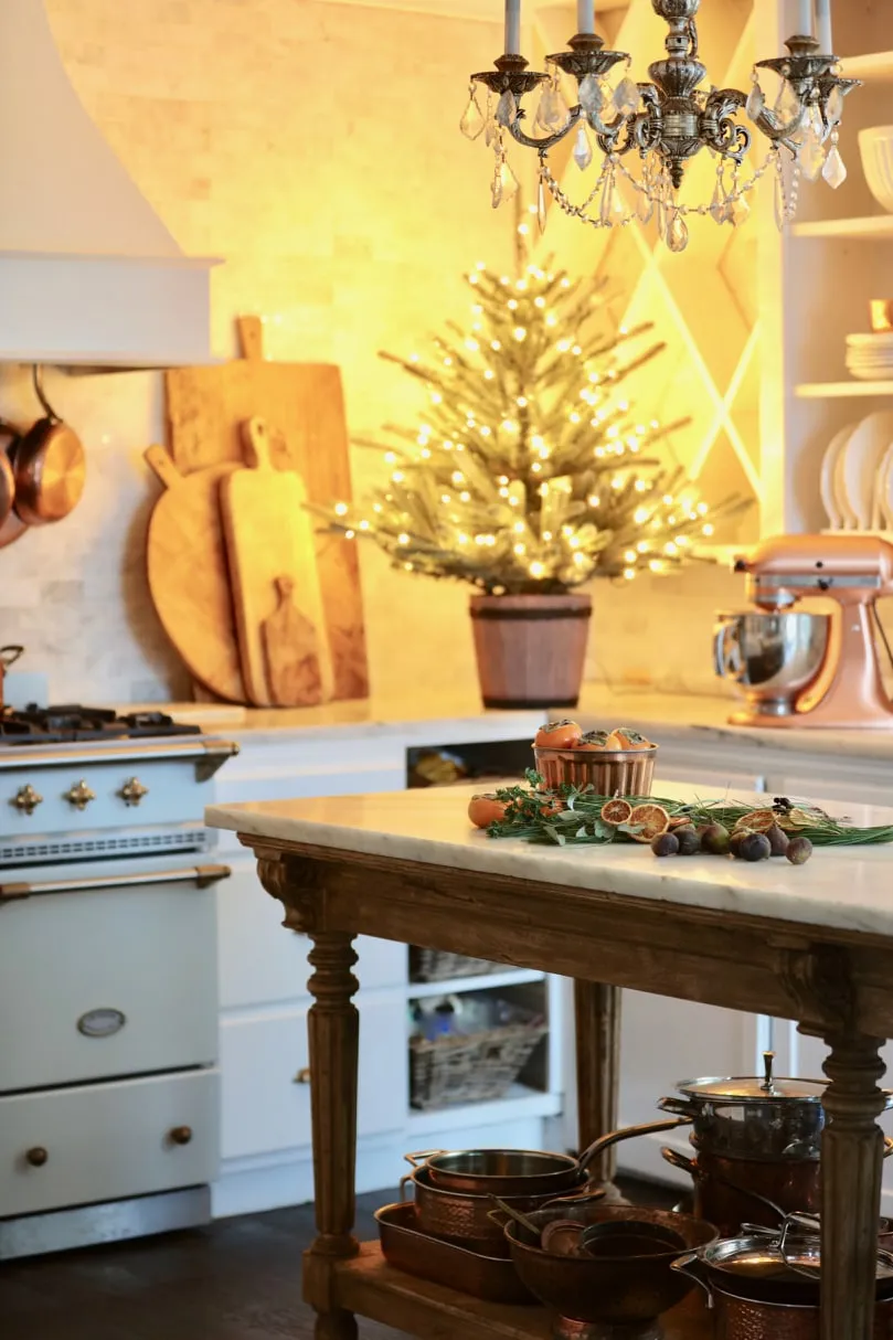 Christmas Kitchen Peek - French Country Cottage