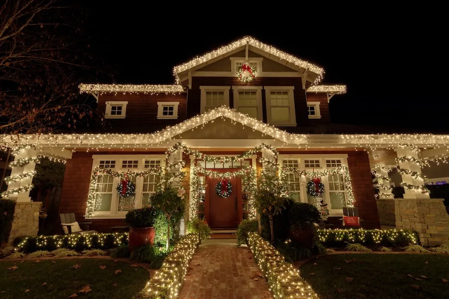 Christmas Light Installation for Puget Sound | K&K Finishes, Inc.