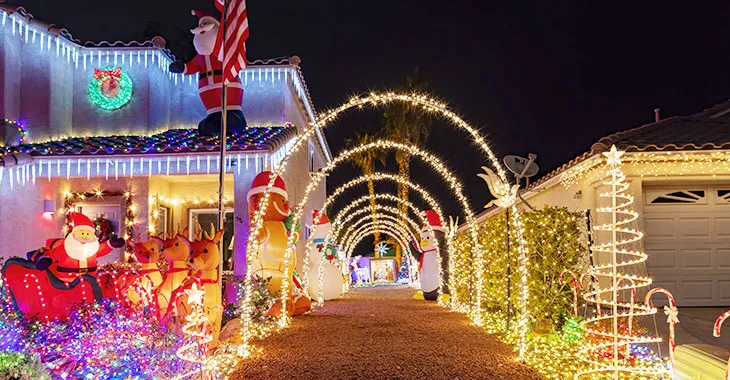 Christmas Light Installation: Holiday Lighting Professional