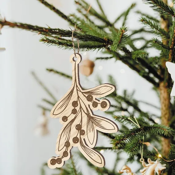 Christmas Ornament Hanging Mistletoe Crepe Paper Mistletoe Decoration, Handmade Christmas Ornament, Mistletoe Hanging Decor, Christmas Gift,