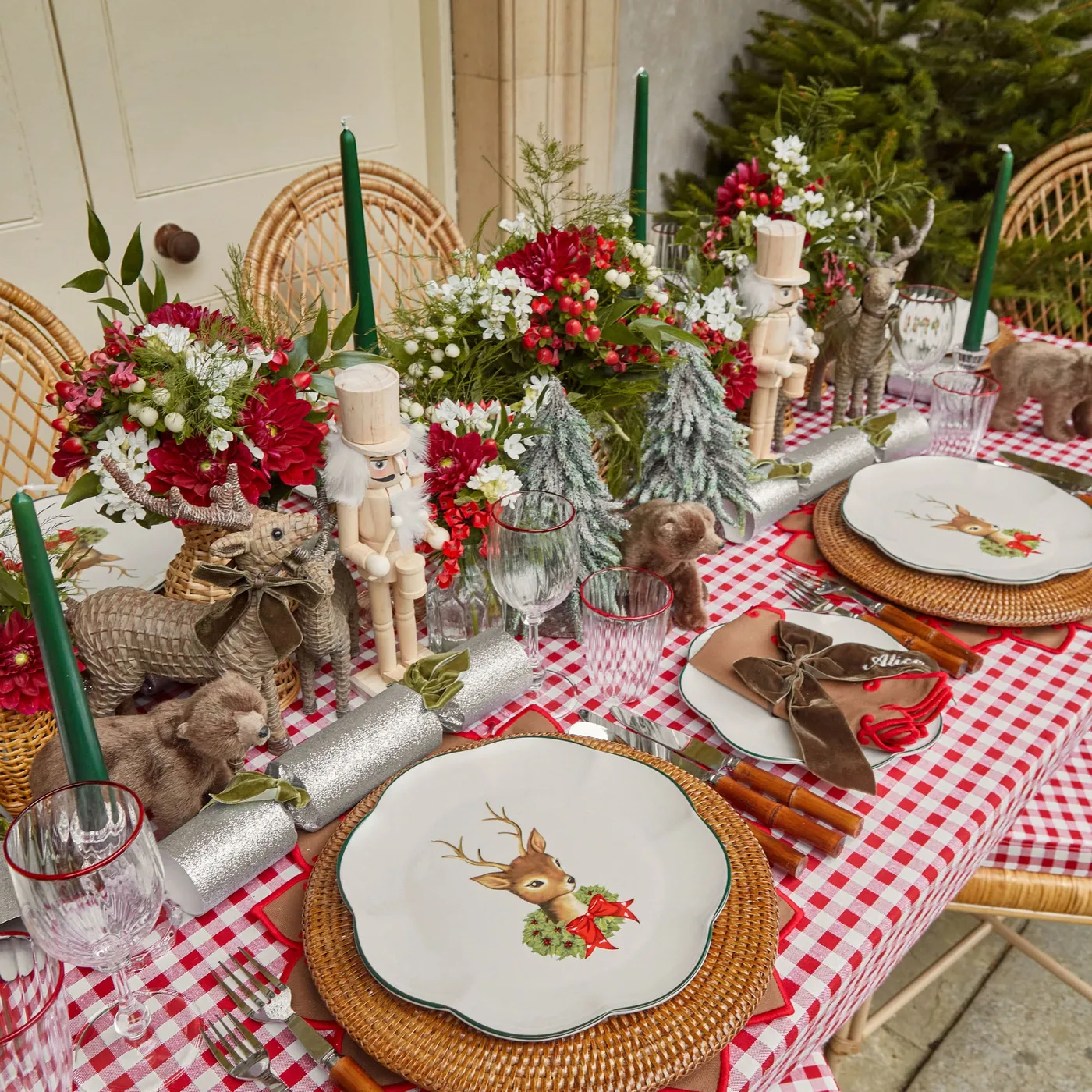 Christmas Table Decoration Display Christmas Party Dining Table Set Up For  Christmas 40+ Holiday Table