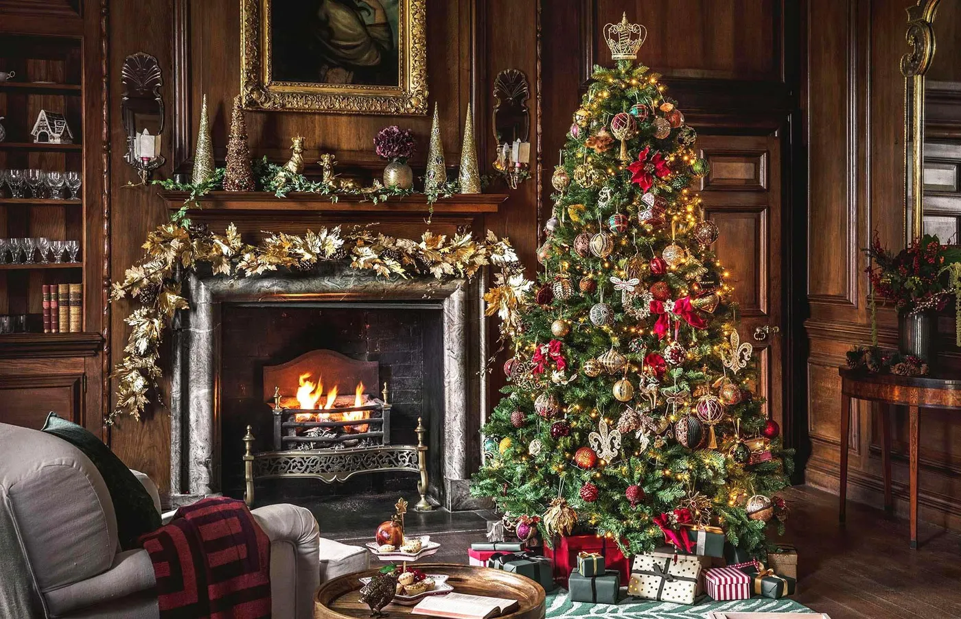 Christmas tree decorating ideas for every style and budget |  loveproperty.com