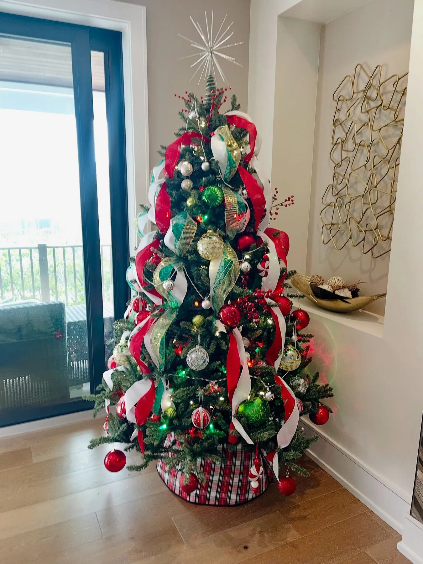 Christmas Tree Rentals! | Sandytoes