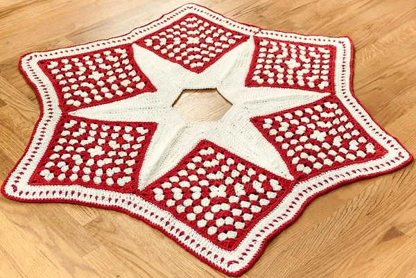 Christmas Tree Skirts Archives - Crochet Pattern Bonanza