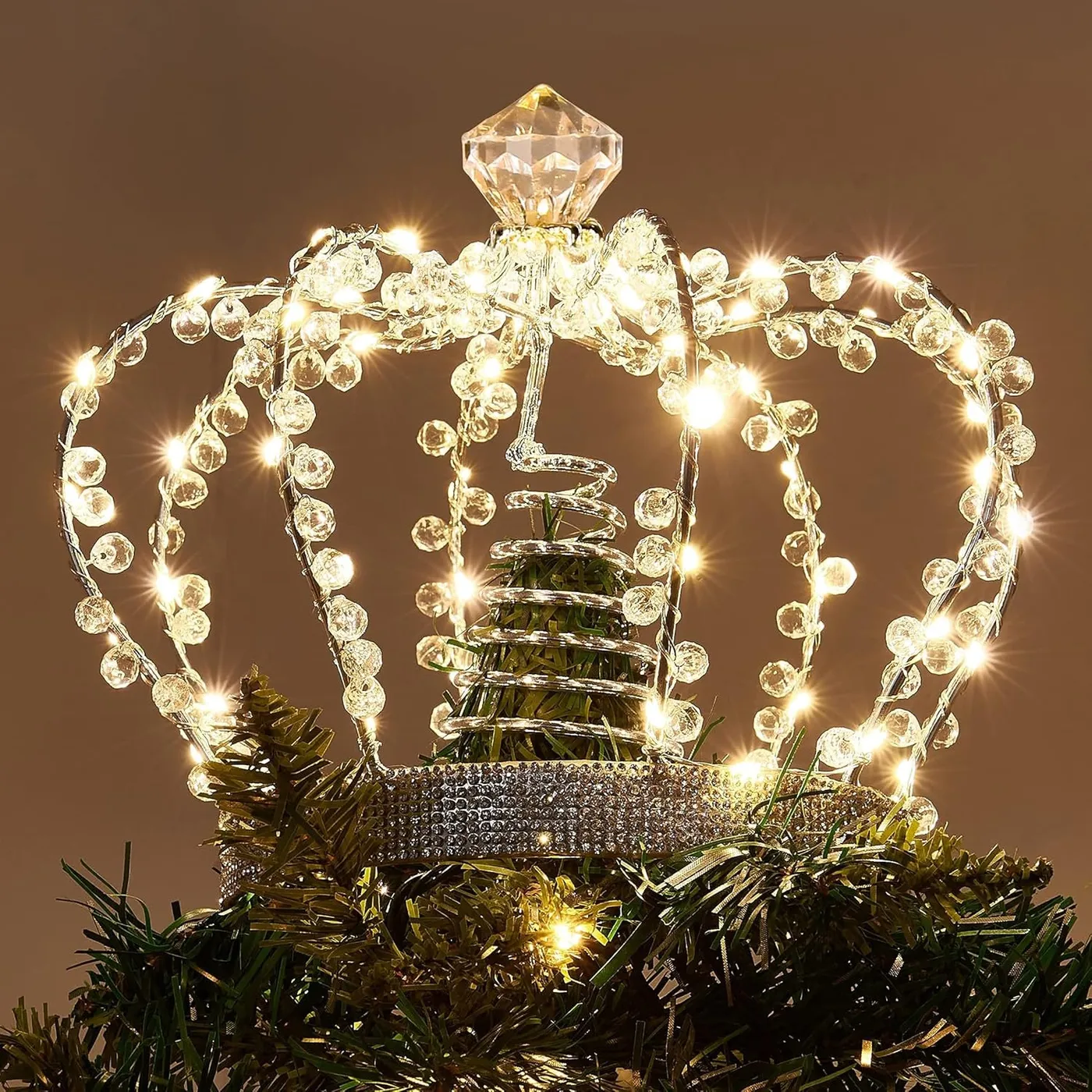 Christmas Tree Topper Ideas for a Unique and Festive Look