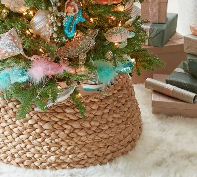 Christmas trees in baskets - Em for Marvelous -