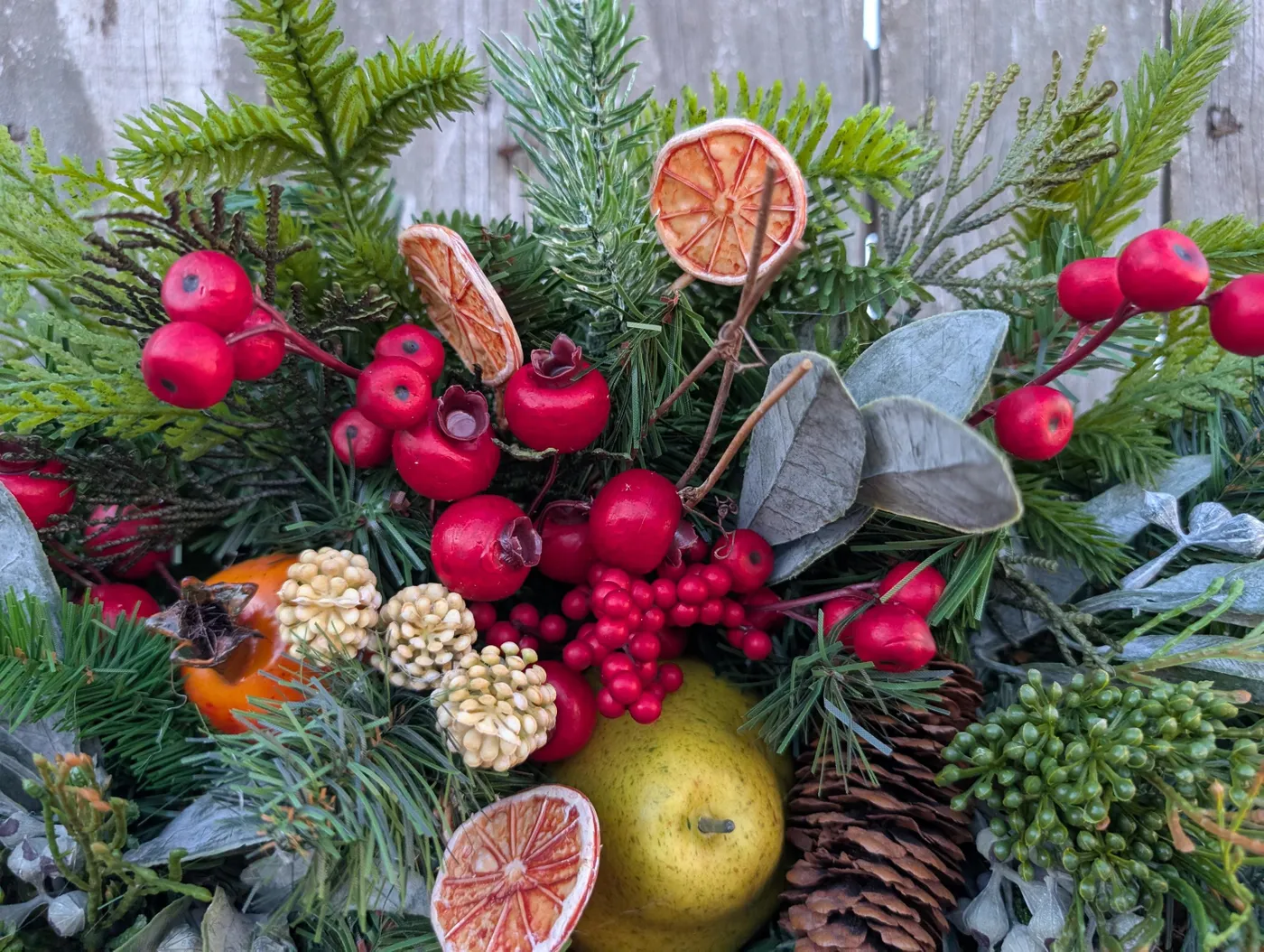 Christmas Wreath - Williamsburg Style Christmas Wreath with Fruit and  Berries - Christmas Fruit Wreath 469*