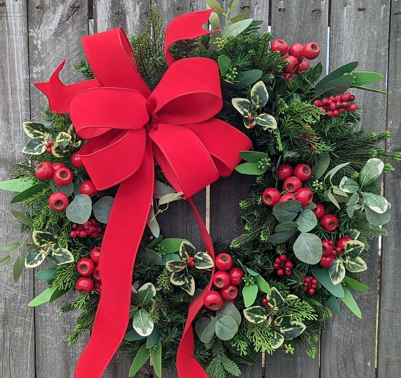 Christmas Wreaths / Traditional Christmas Red Velvet Bow Christmas Wreath,  Christmas Door Wreath with Matching Window Bows Available 289