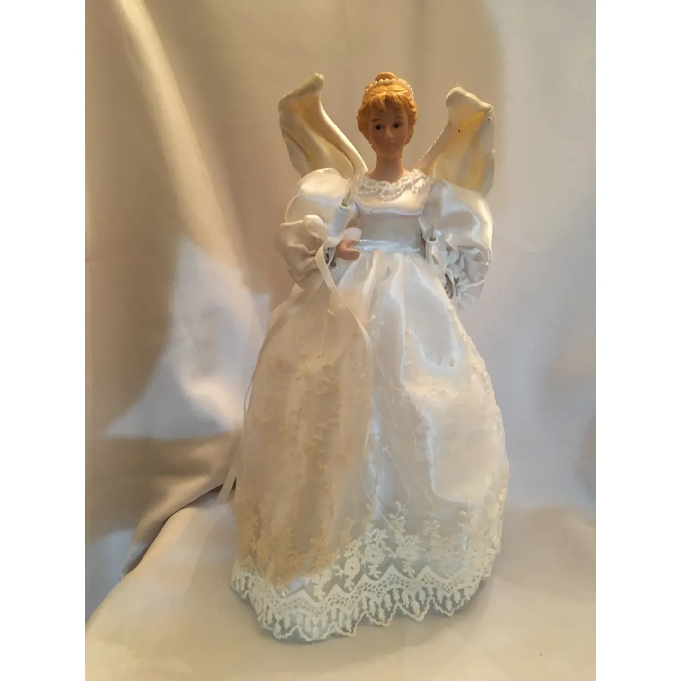 Circa 1980s Porcelain Angel Christmas Tree Topper from the SA . For Sale at  Ruby Lane