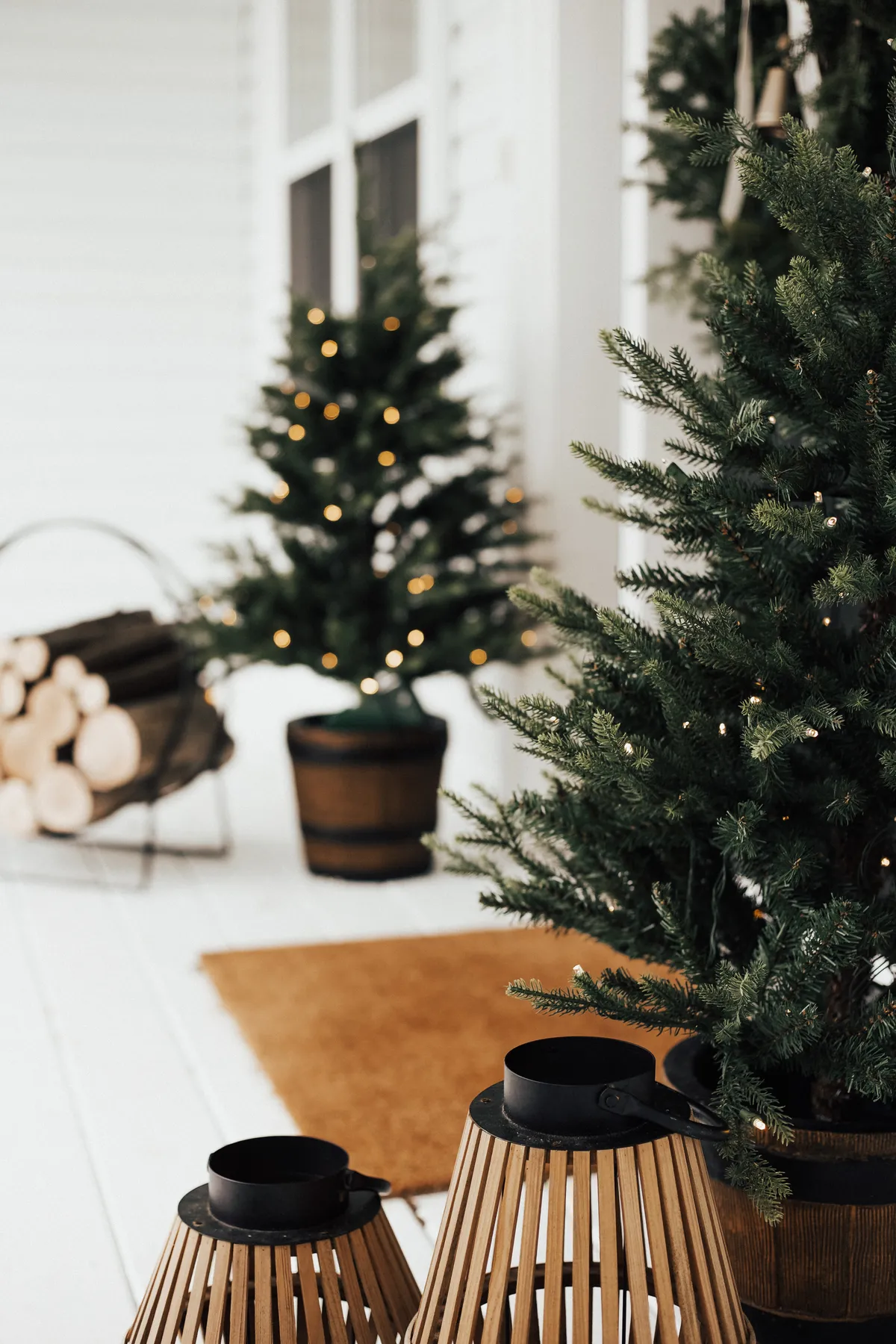 Classic Holiday Front Porch - Amy E Peters