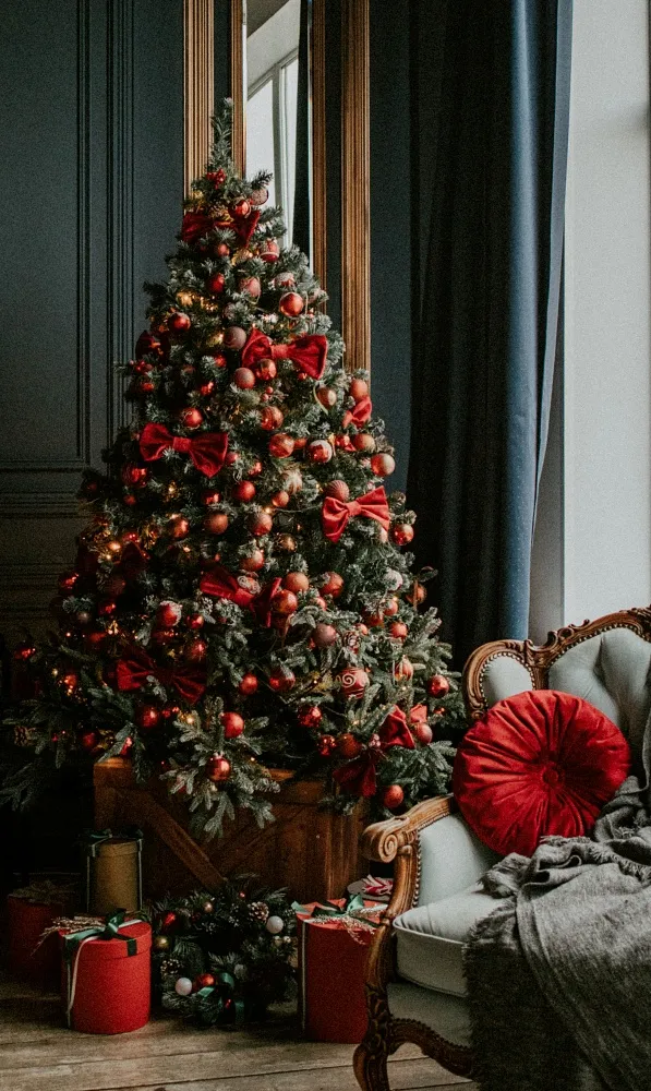 Collection of Christmas Trees and the History of This Holiday Staple - Town  & Country Living