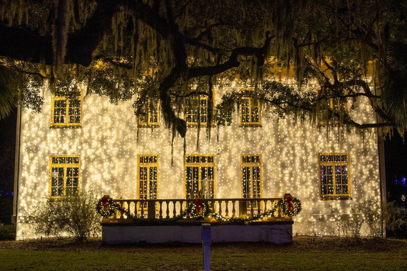 Commercial Christmas Lights in Gainesville, Jacksonville & Ocala