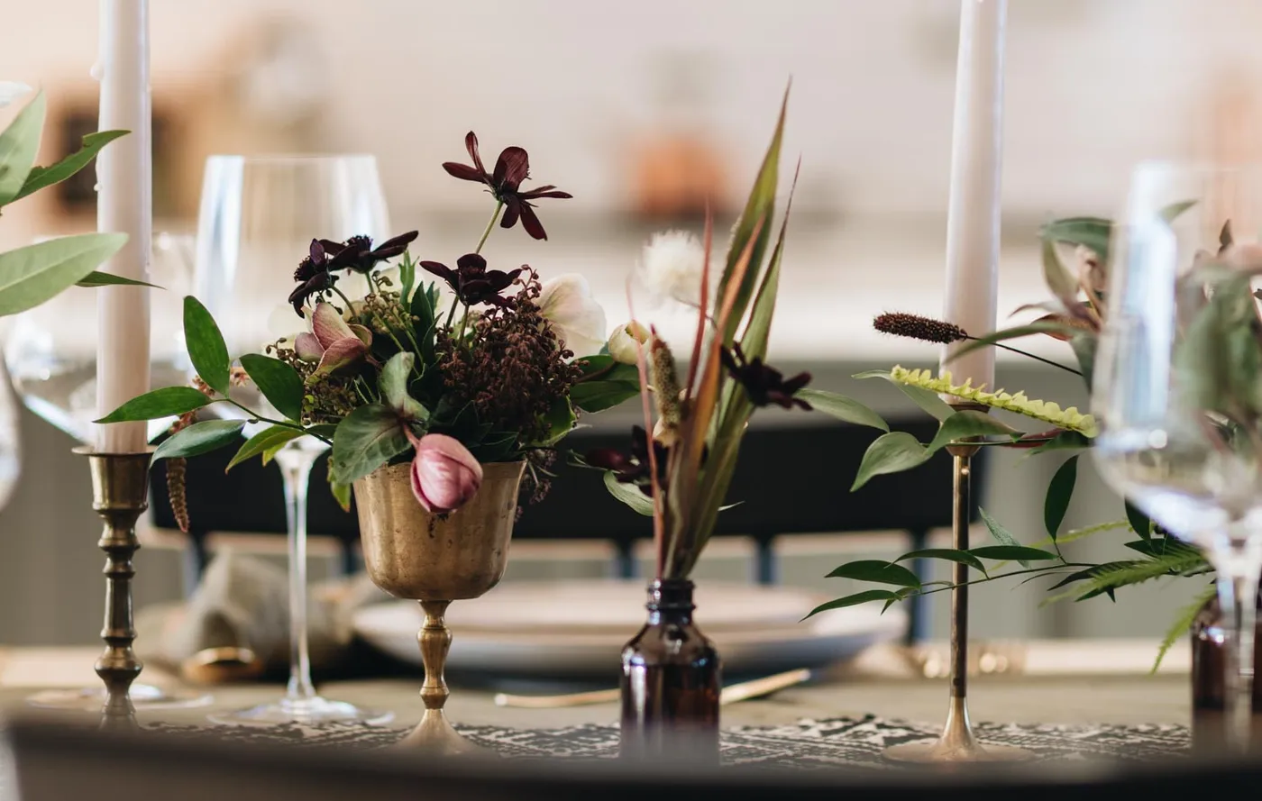 Creating a Cozy Winter Tablescape - ONEHOPE Blog
