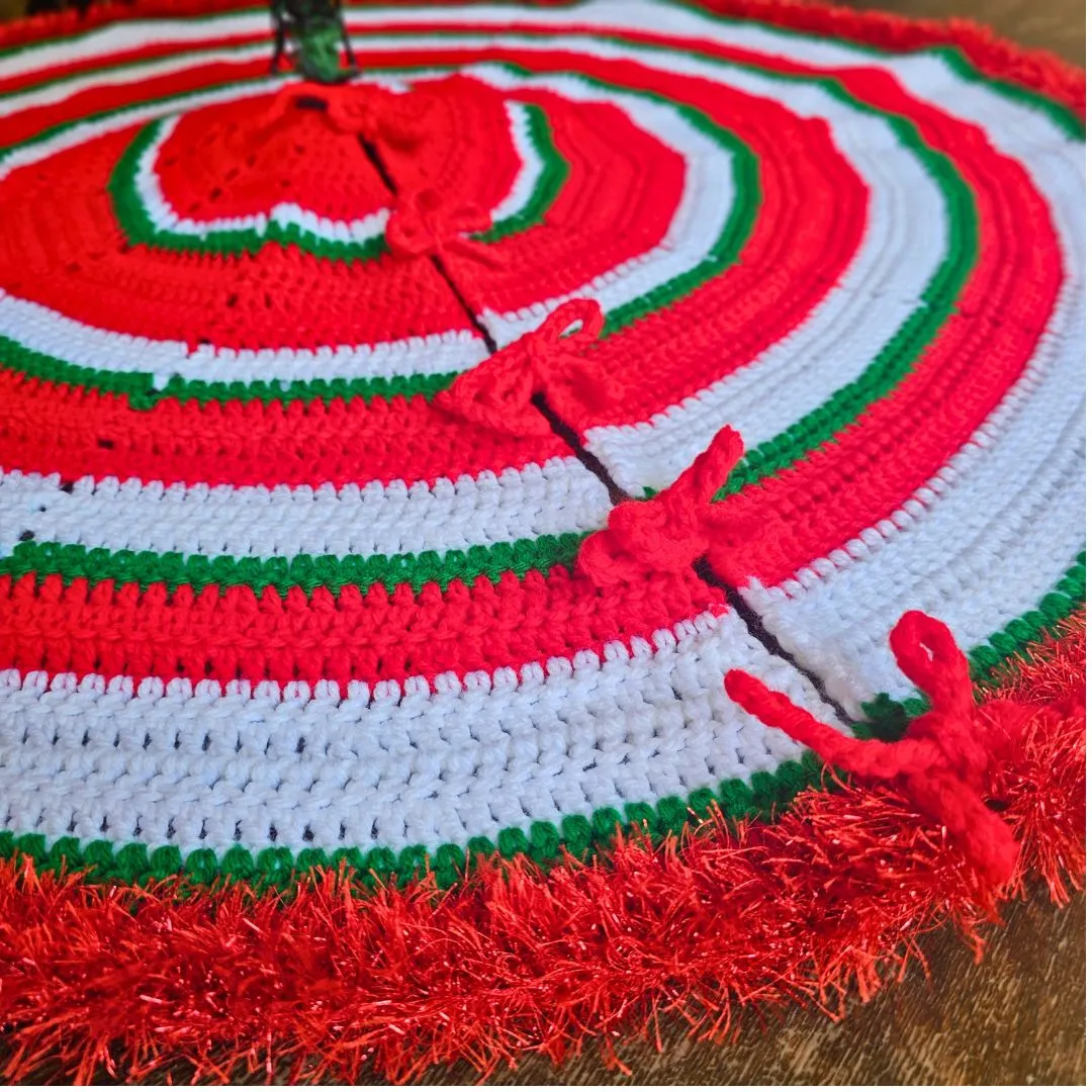 Crochet Christmas Christmas Handcrafted Holiday Tree Skirt Pieces Free Crochet  Tree Skirt Pattern For Modern Holiday