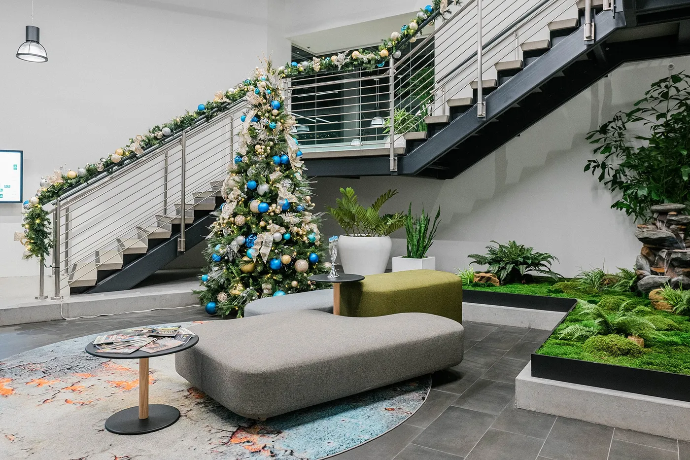 Custom Holiday Decor for Your Commercial Property