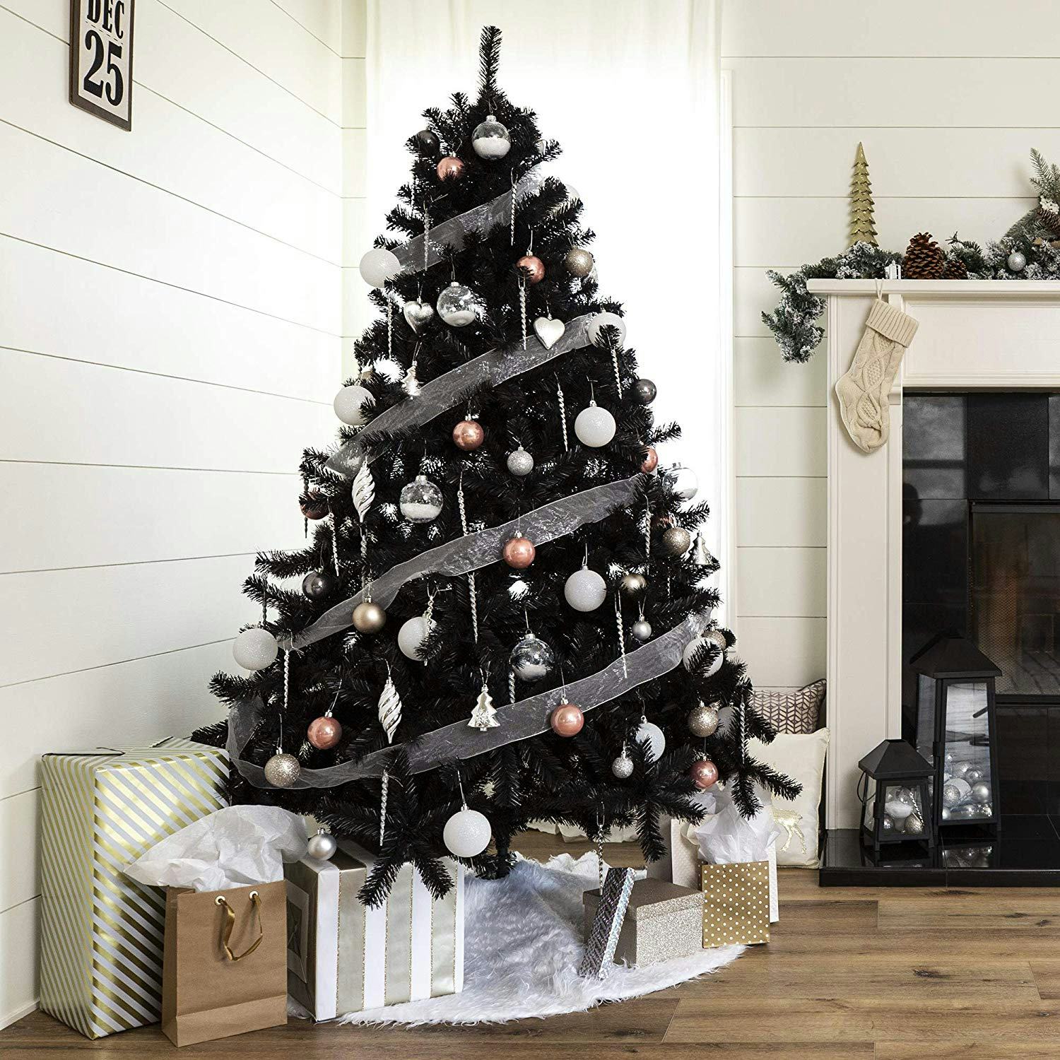 Ditch Tradition And Go Full Goth This Year With A Chic Black Christmas Tree