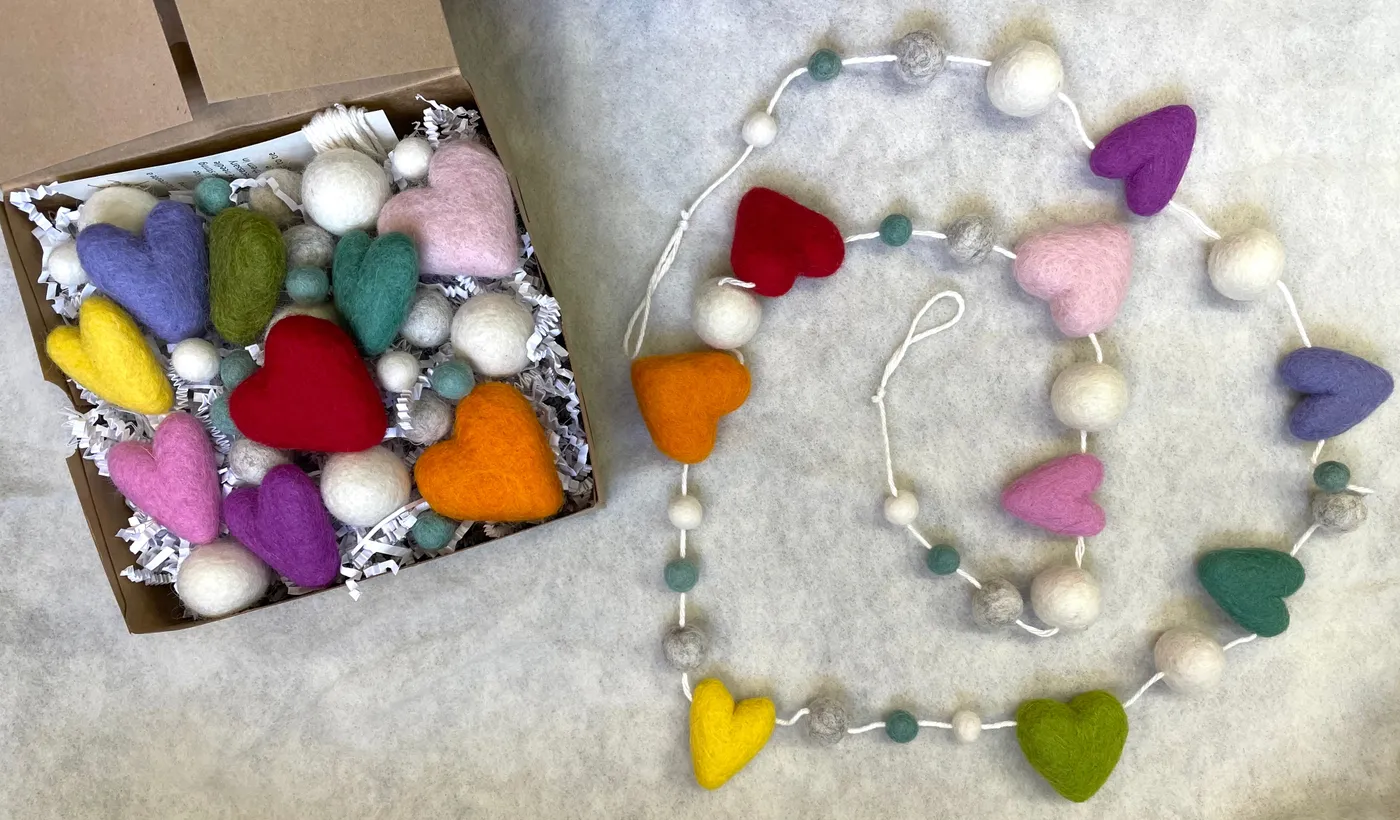 DIY Rainbow Hearts Wool Garland Kit – Janet Marie Felted Goods