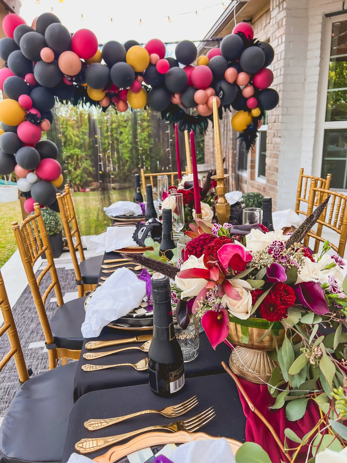 Easy Halloween Murder Mystery Party Decor -