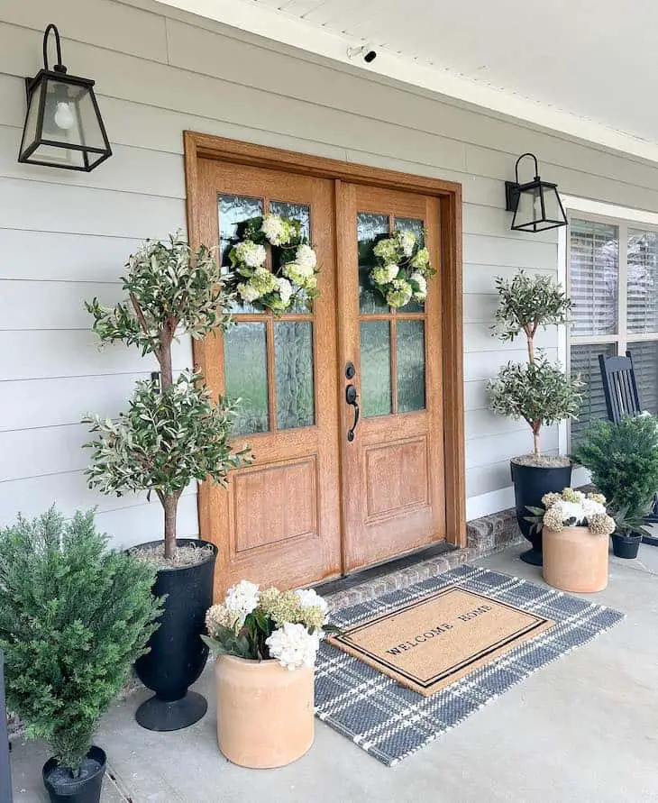 Effortless Ways to Update Your Porch for Spring - Farmhousehub