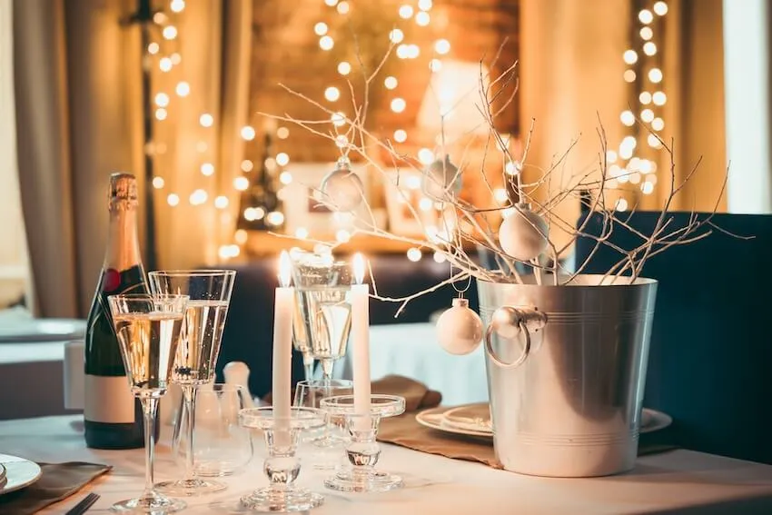Elegant New Year's Party Decorations 12 New Year's Eve Decoration Ideas To  Get Your Party Poppin'! Greenvelope Blog
