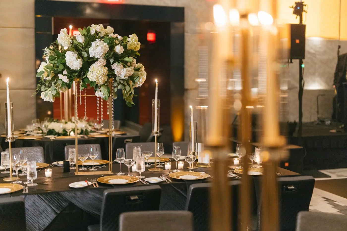 Elegant NYE Wedding at the W Hotel Philadelphia | Philly In Love