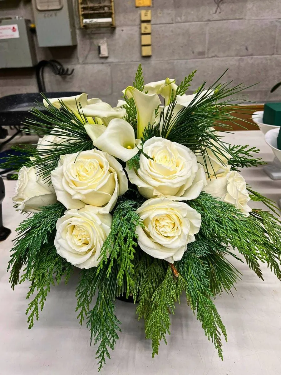 Elevate Your Christmas Decoration and Festivities With Calla Lilies