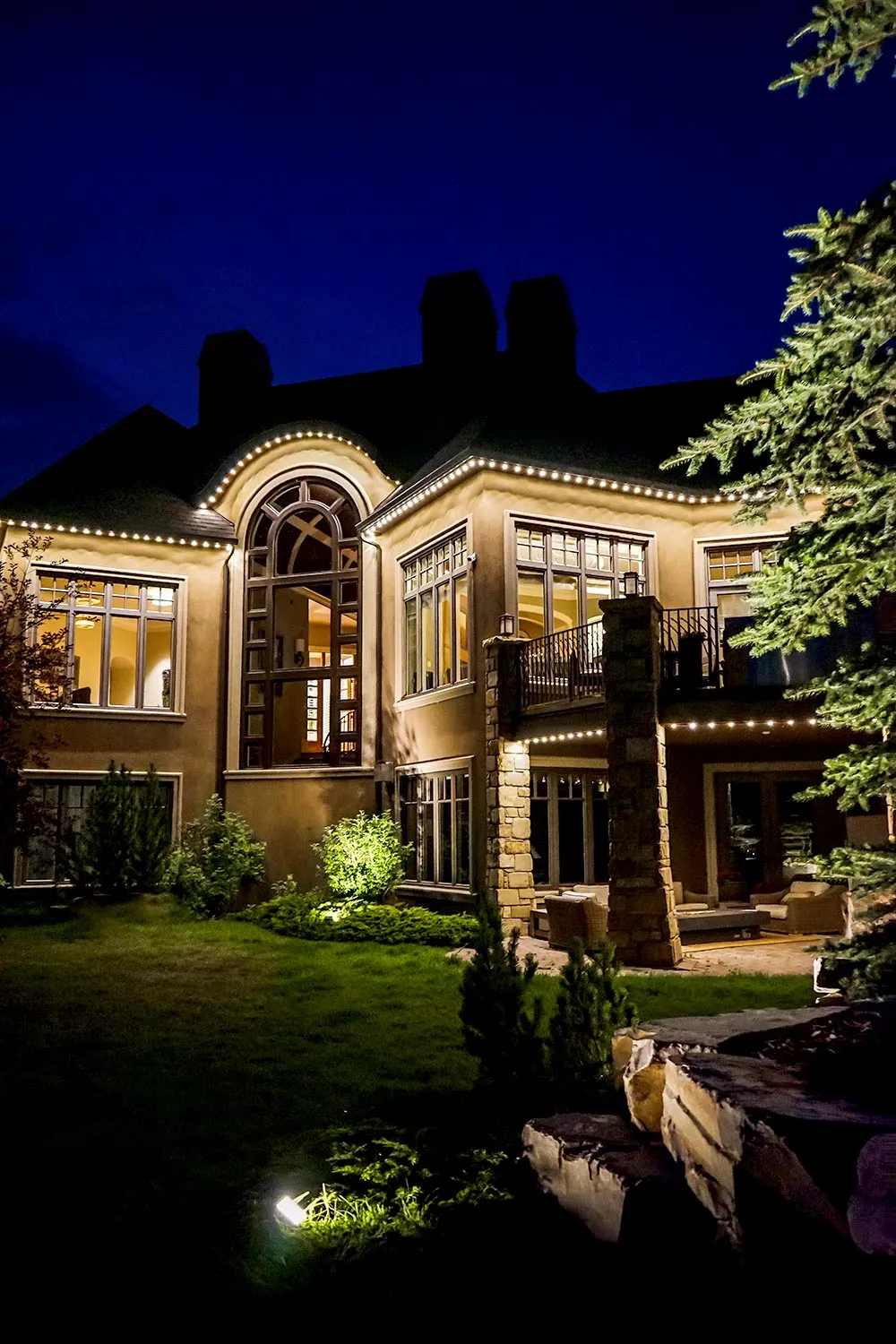 Escondido Permanent Holiday Lighting - San Diego | Lighting Distinctions -  760-635-3341
