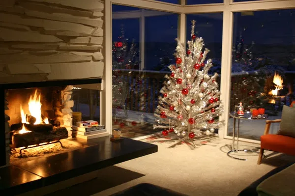 Fabulous Space Age Christmas Trees! – PROJECT B