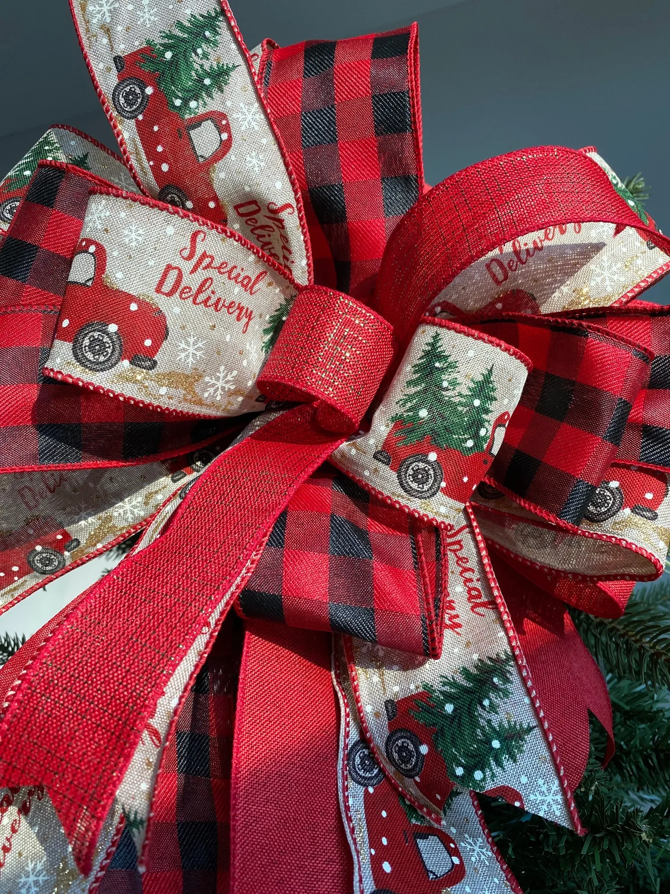 Farmhouse Red Truck Christmas Tree Topper Bow – Simply LaMayed