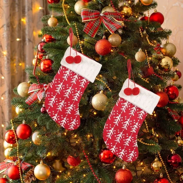 Fesfesfes Christmas Stockings Festive Holiday Decor for Christmas Trees Fireplaces Soft Classic Red Green or Santa Snowflake Patterns Suitable Hanging with Hooks or Stocking Holders - Walmart.ca