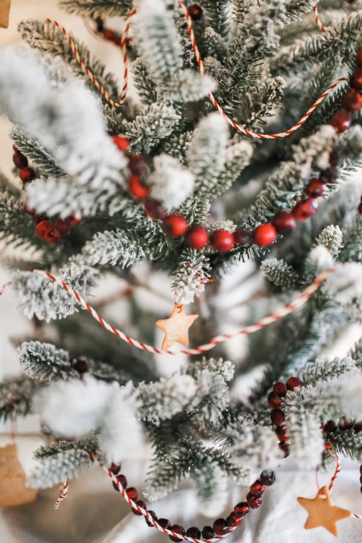 Festive Kitchen Christmas Tree - The Farm Chicks