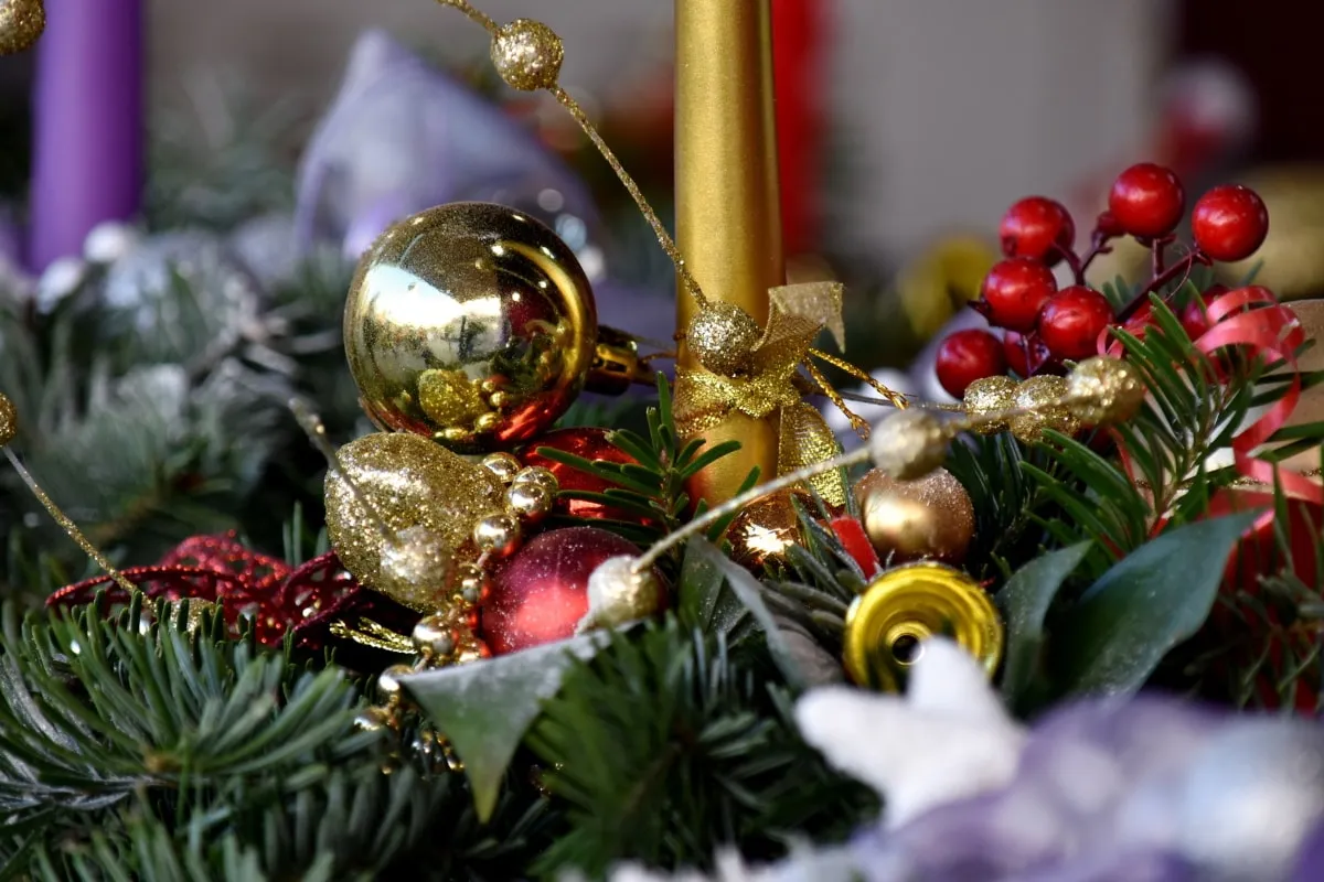 Free picture: candle, decoration, golden shiner, handmade, holiday, ornament,  christmas, celebration, interior design, shining