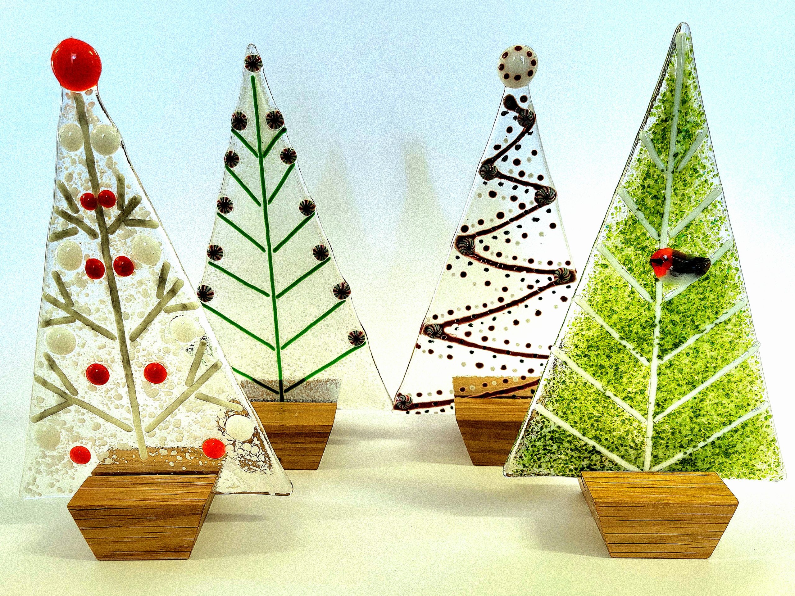 Fused Glass Christmas Tree Workshop with Oak Stand | Cheshire School of  Glass