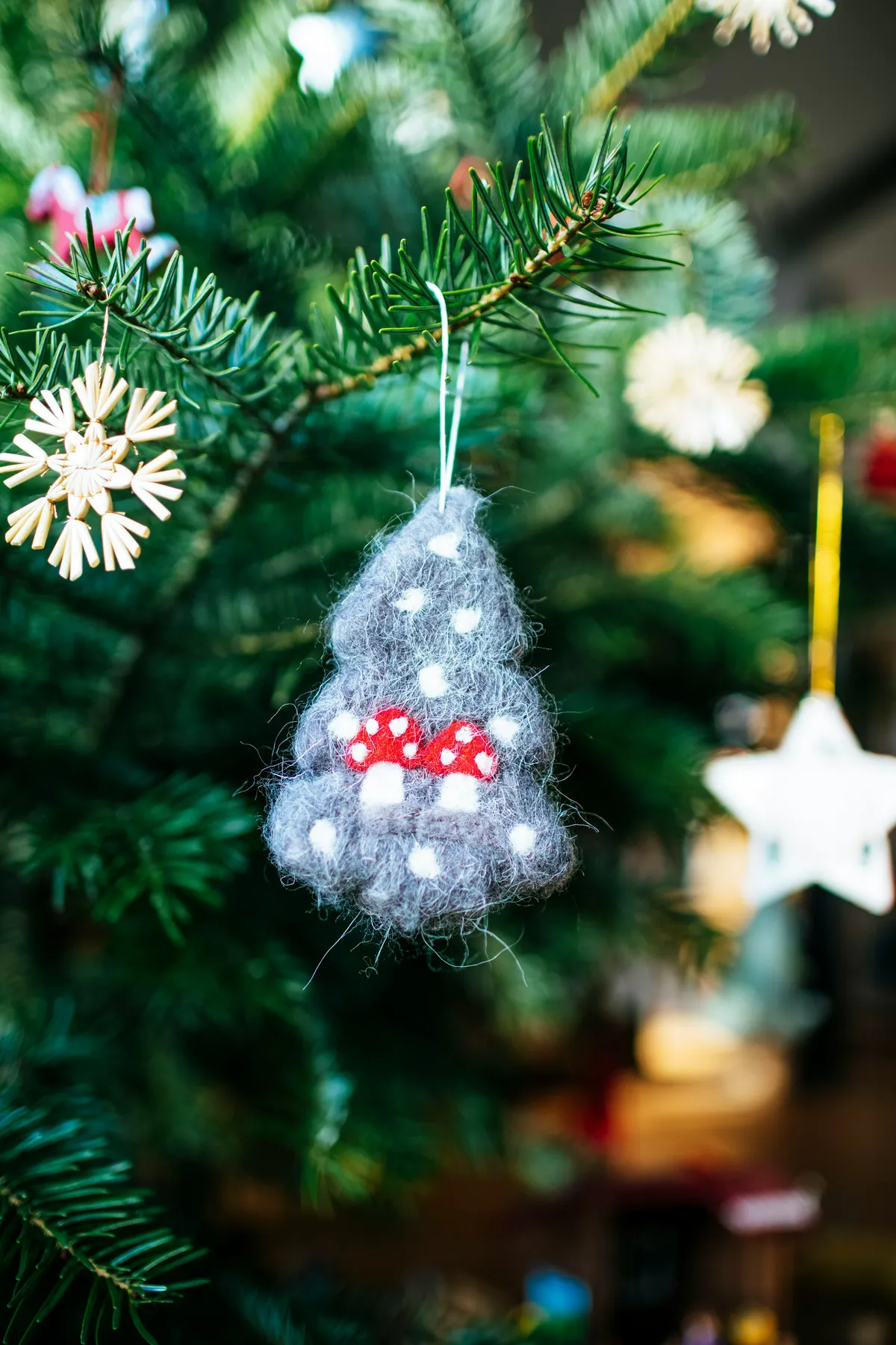 Handcraft homemade toadstool felt and straw xmas christmas tree decoration