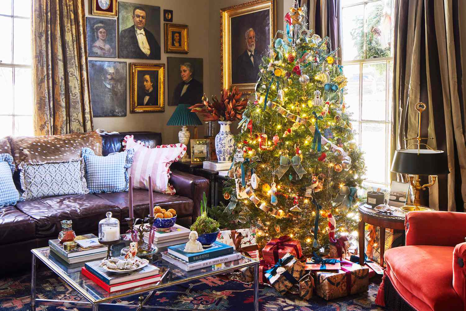 Historic Cottage Holiday Tour in Madison, Georgia