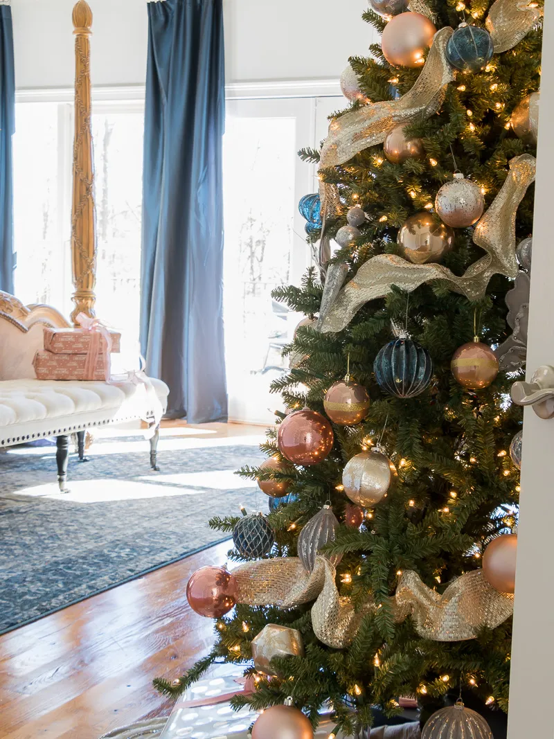 Holiday Bedroom using Navy and Blush Colors - Duke Manor Farm by Laura  Janning