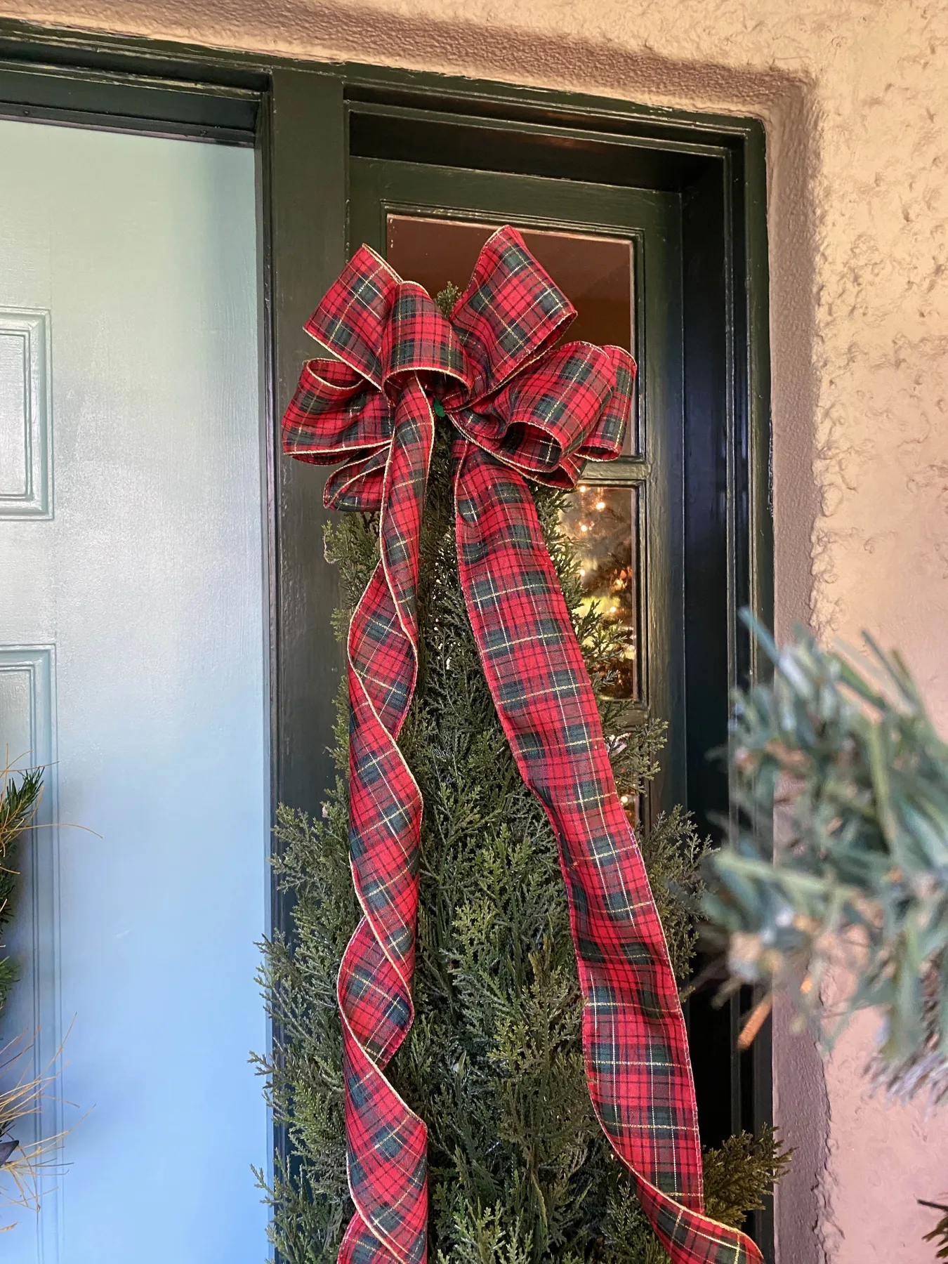 Holiday Front Porch Decor | Life at Bella Terra