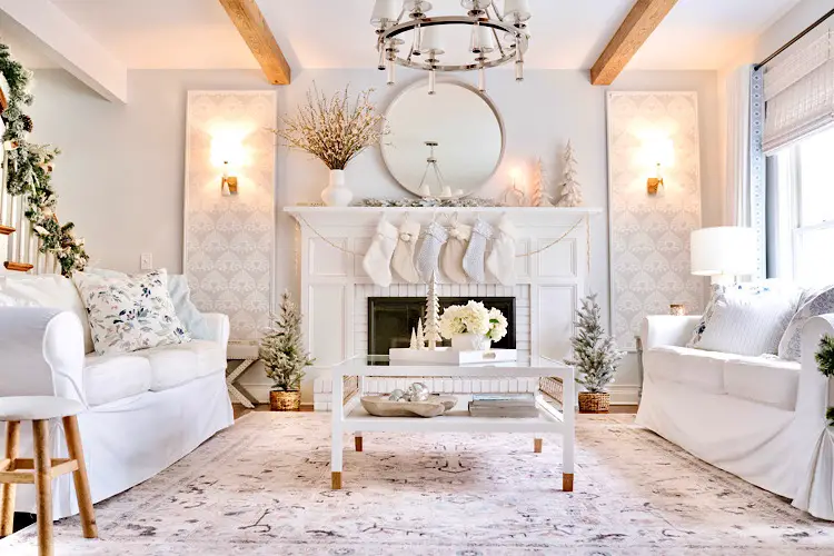 Holiday Home Tour - Shining on Design
