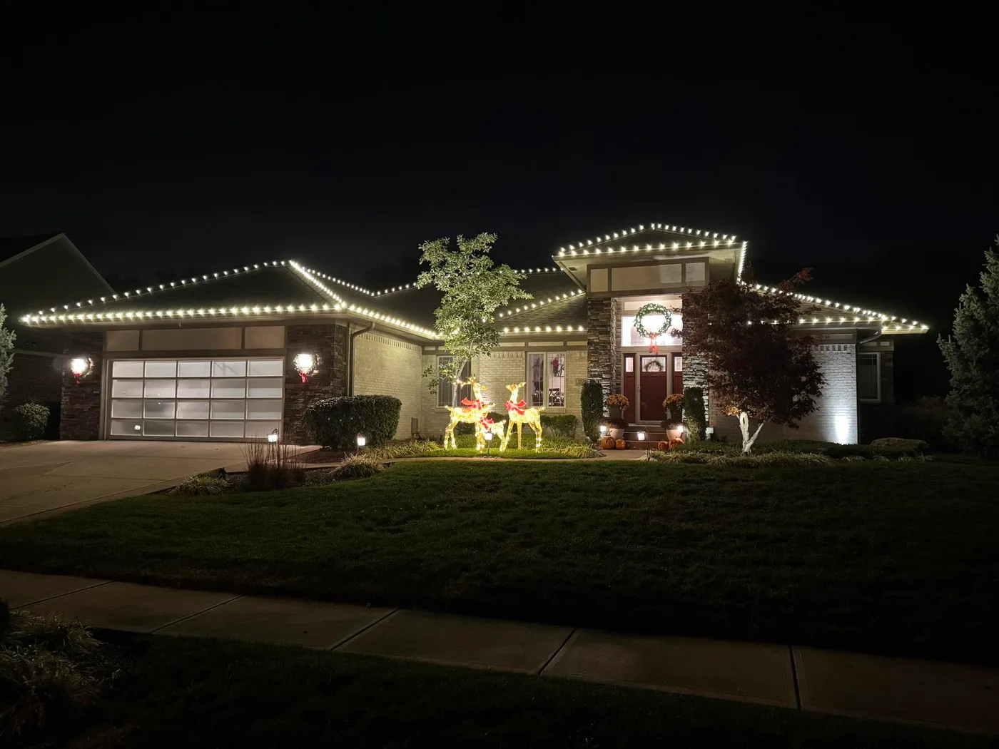 Holiday Light Installation Indianapolis | Midwest Holiday Lights