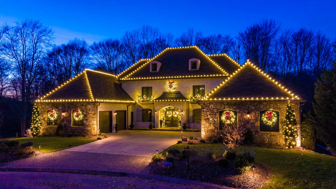Holiday Lighting & Decor | Festive Expressions | Lincoln, NE