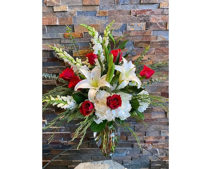 Holiday Vase in Staten Island NY - Eltingville Florist Inc.