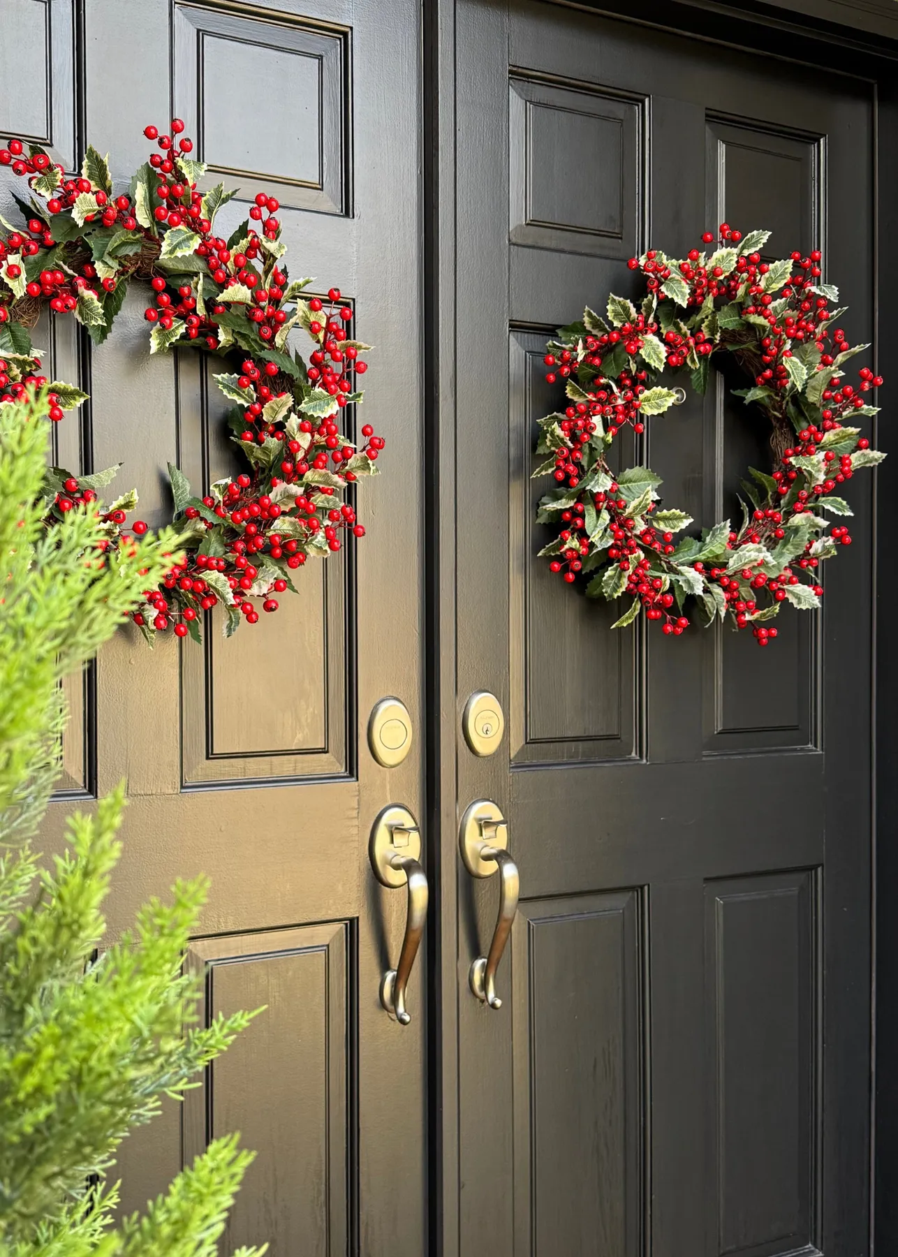 Holly Wreath with Red Berries | Fake Holiday Foliage Wreaths | Afloral