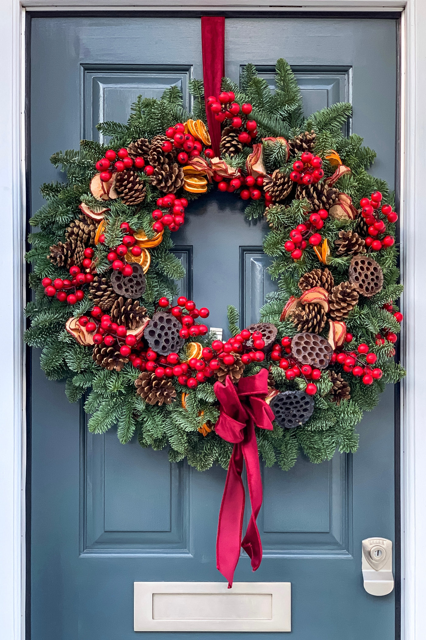 Home Accessories For Christmas · Seema