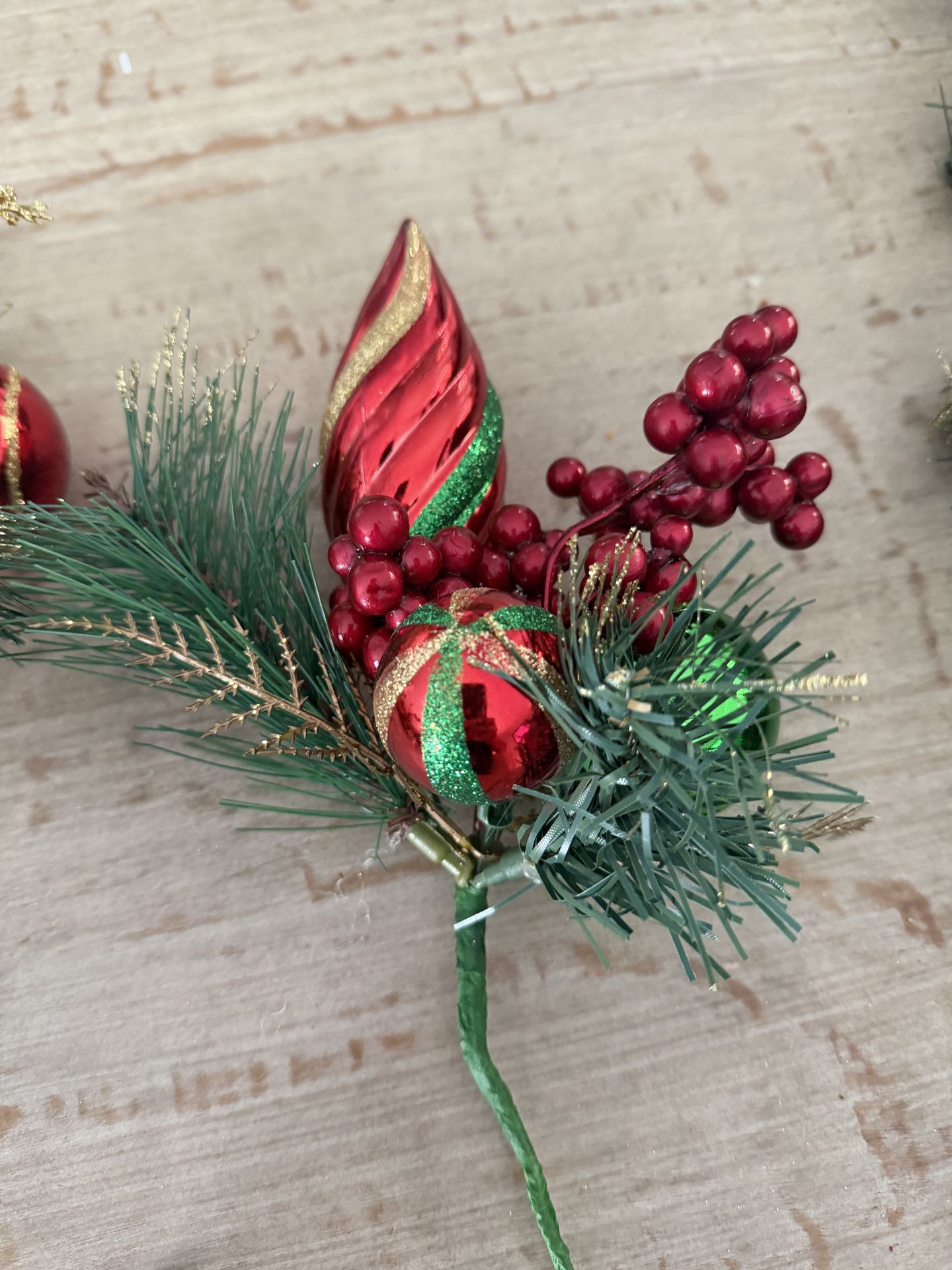 How to Decorate a Ralph Lauren Christmas Tree (and Living Room Christmas/ Christmas tree decor